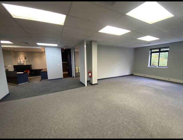 198M² OFFICE TO LET IN STEENBERG
